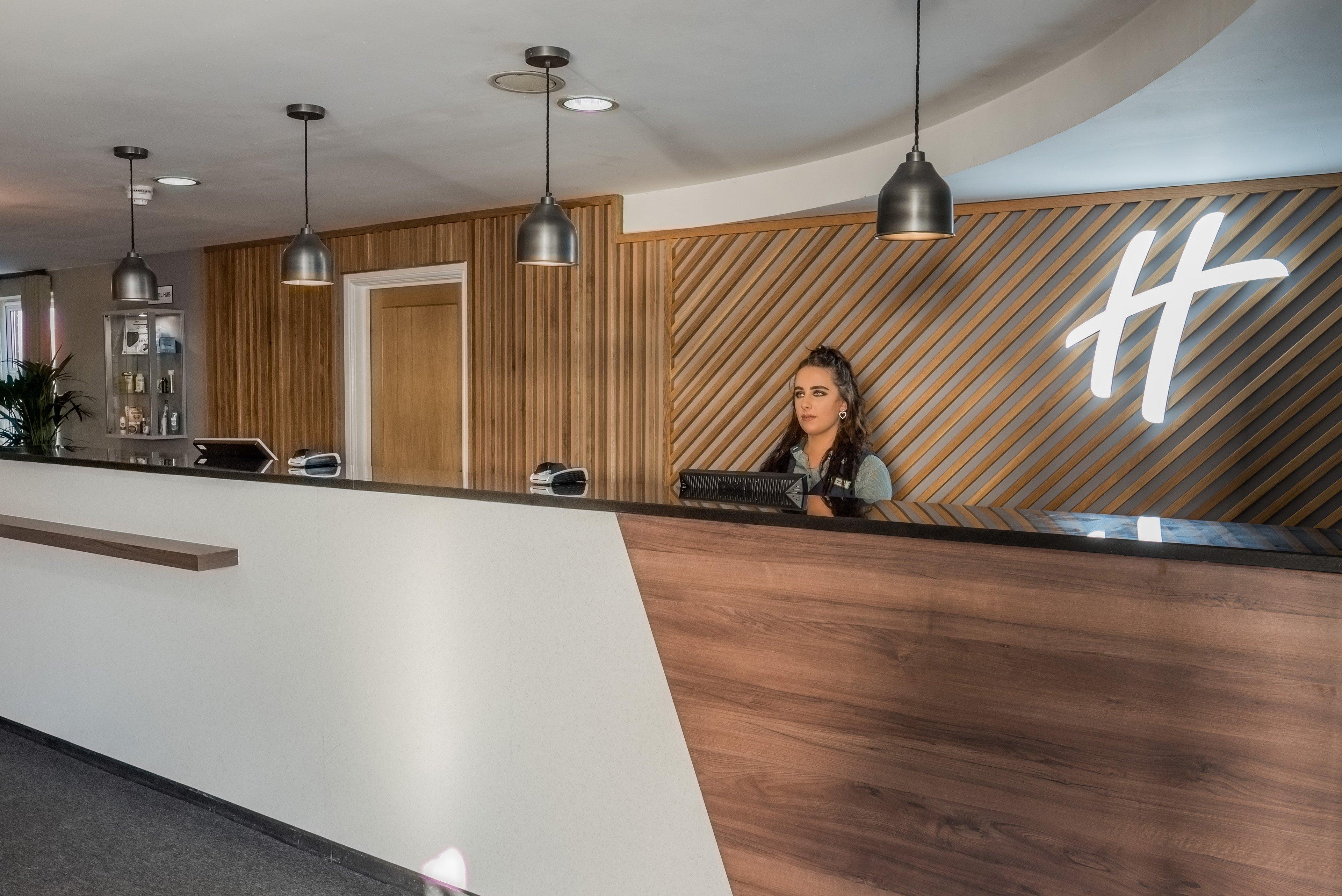 Holiday Inn Manchester West, An Ihg Hotel Exterior photo